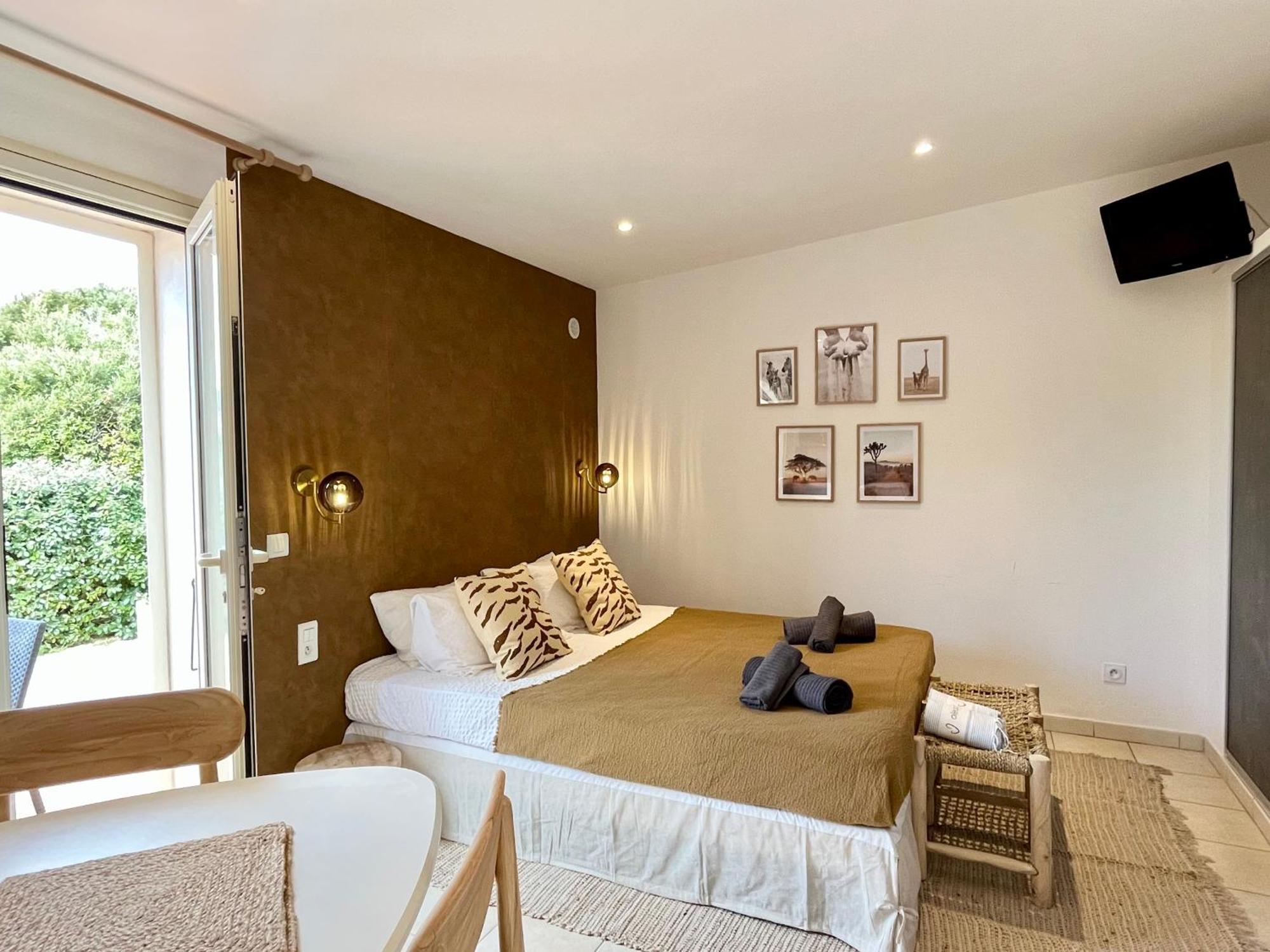 Domaine De Licetto Aparthotel Bonifacio  Ruang foto